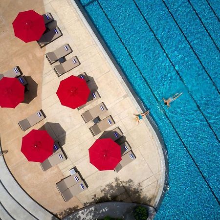 Hotel Amari Pattaya Exterior foto Aerial view of the pool
