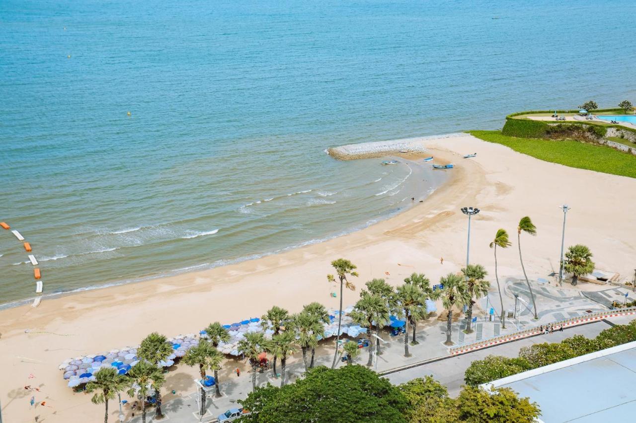 Hotel Amari Pattaya Exterior foto Pattaya Beach