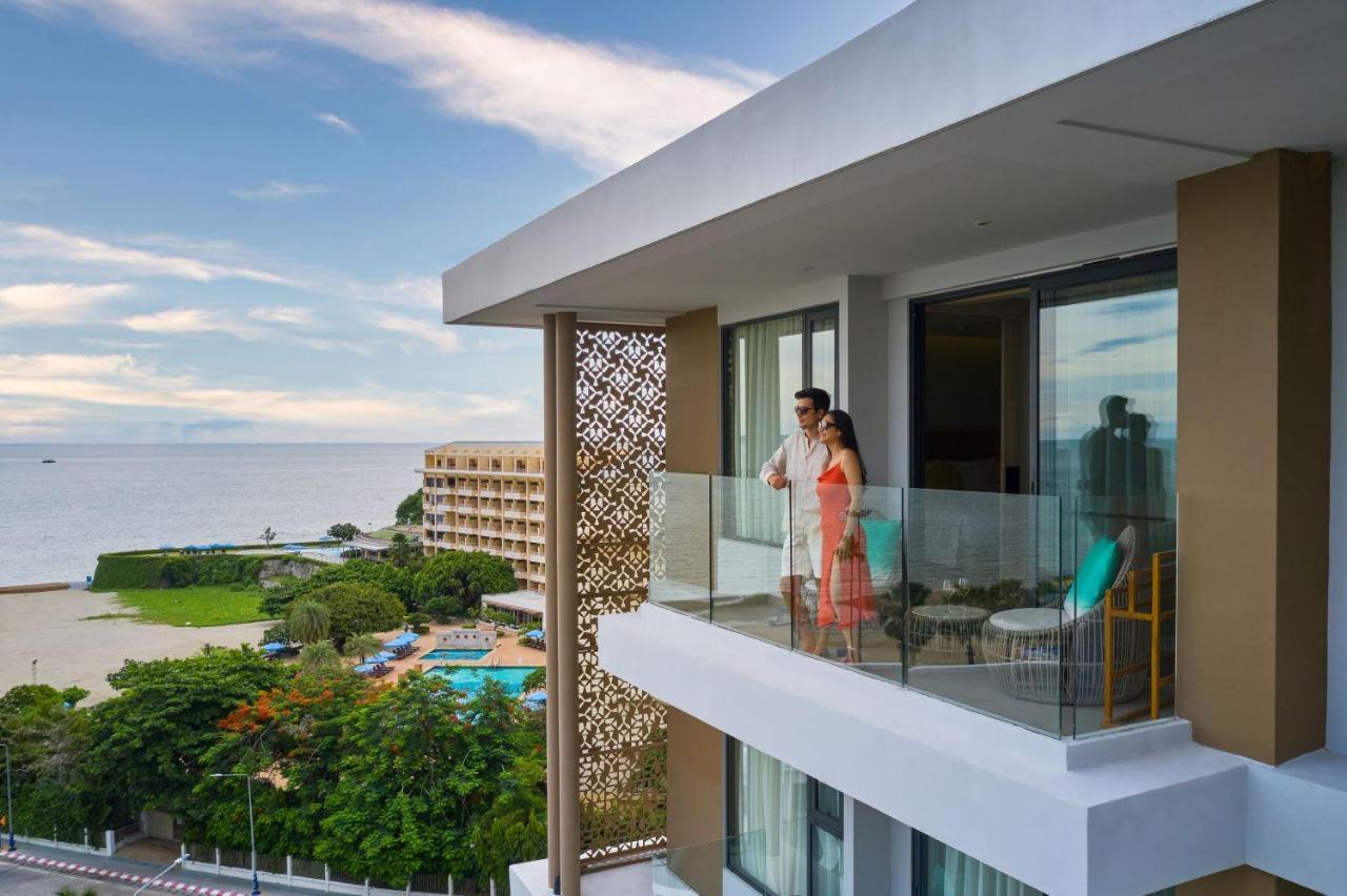 Hotel Amari Pattaya Exterior foto The Bayview Suites