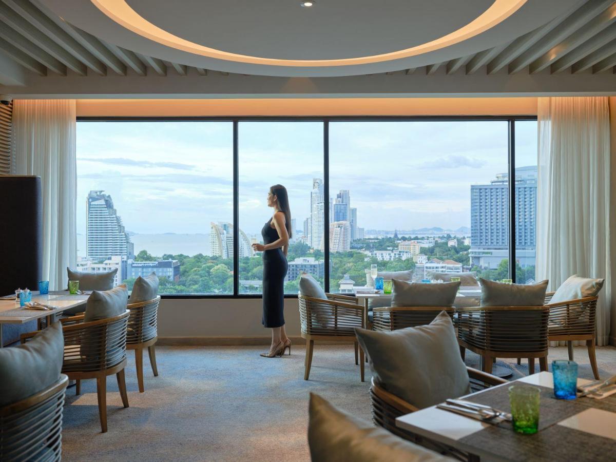 Hotel Amari Pattaya Exterior foto The Club at U Sathorn