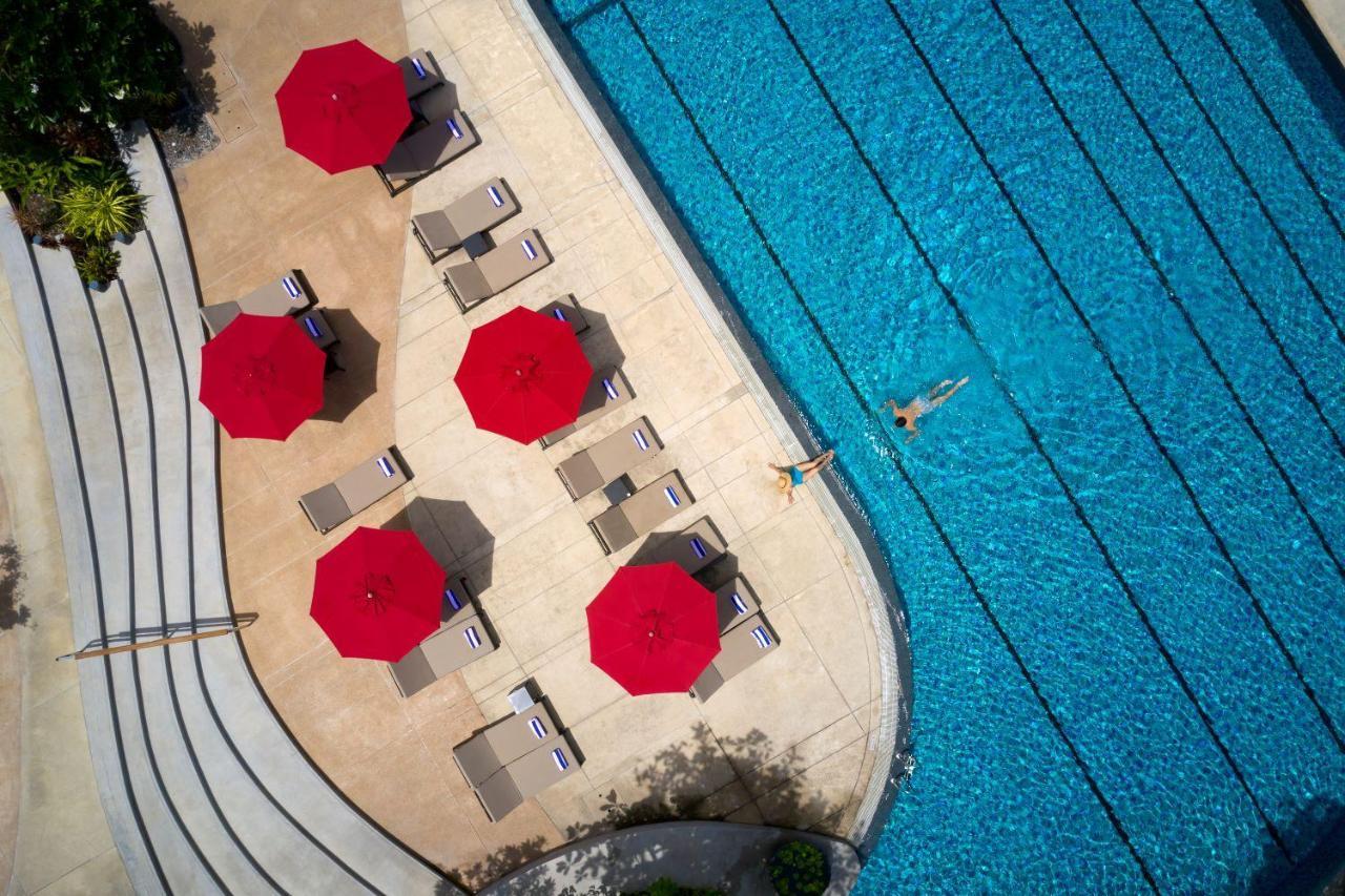 Hotel Amari Pattaya Exterior foto Aerial view of the pool